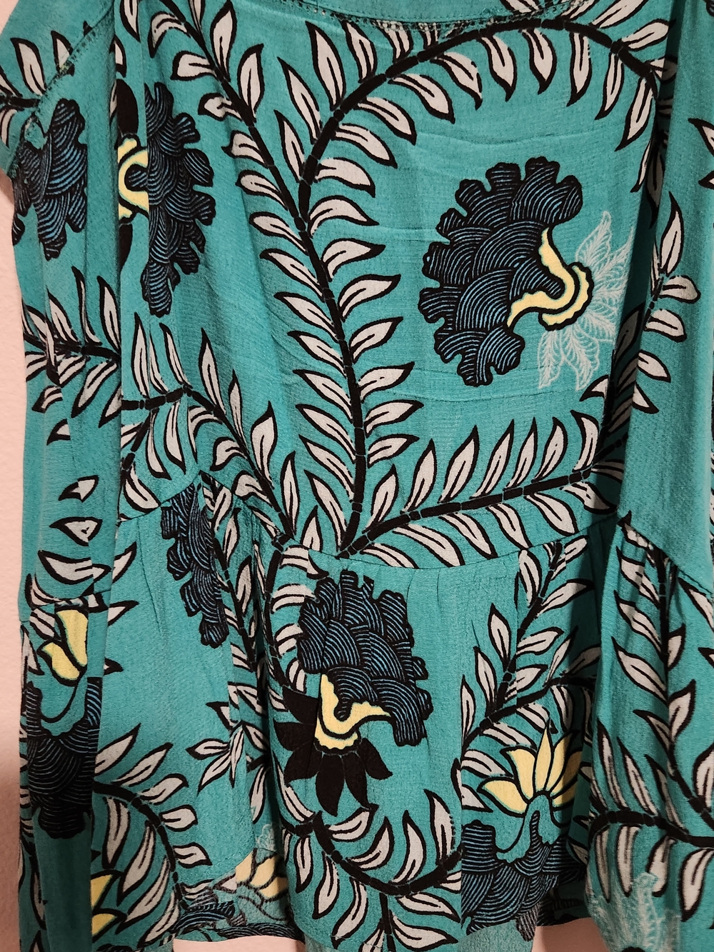 LOFT Petite Teal Floral Tiered Camisole Top, Size SP, Lightweight Summer Tank - Picture 3 of 12